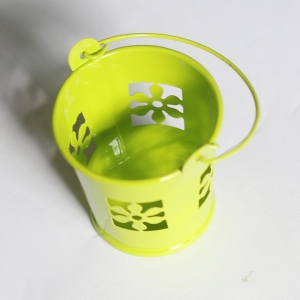 Mini Carved Bucket (2 by 1.6 inch) - Green