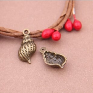 Small Seashells Metal Charms (Set of 5 pcs)