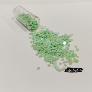 Shaker Sequin Elements - Green Snowflakes