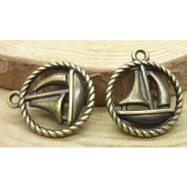 Boat metal Charms or Pendant - pack of 10