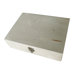 Wooden box (9.25 by 7 by 2.25 inch)