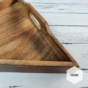 BMWT-02_triangle_wooden_tray_1