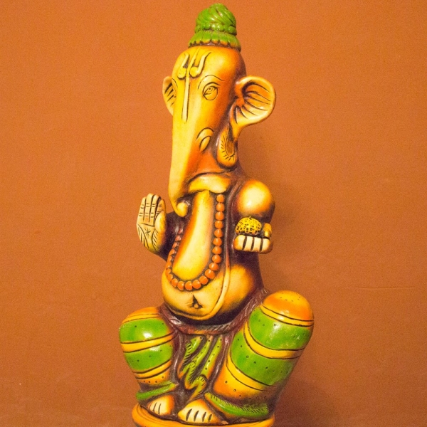 Long-Ganesha-Statue-2